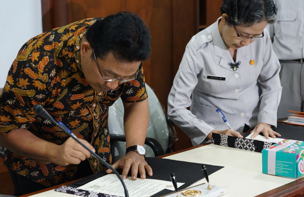 Pemkab dan UPN Jogja Tandatangani MoU Pengembangan Geo Heritage Perminyakan