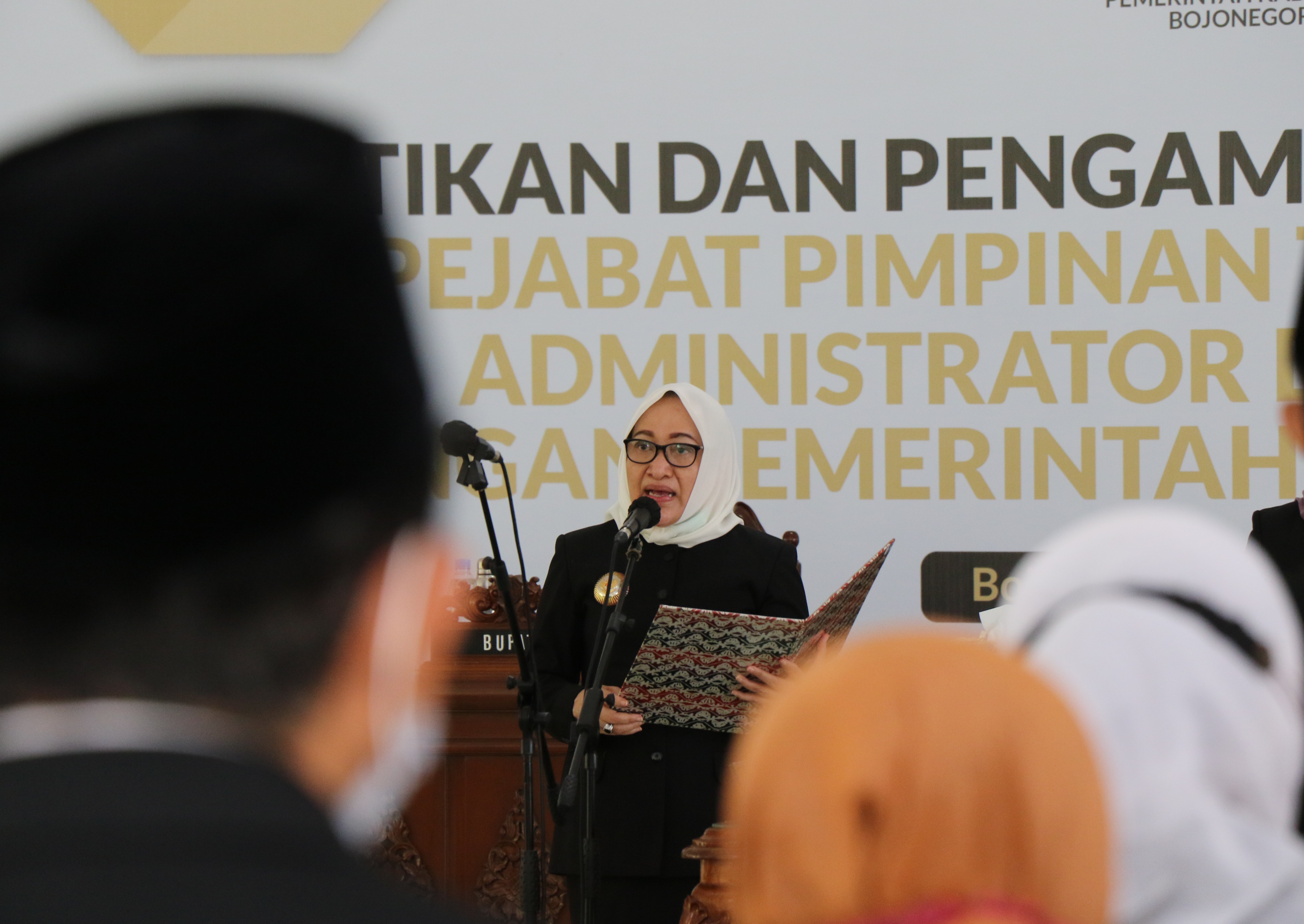 Bupati Lantik 486 Pejabat OPD Kab. Bojonegoro