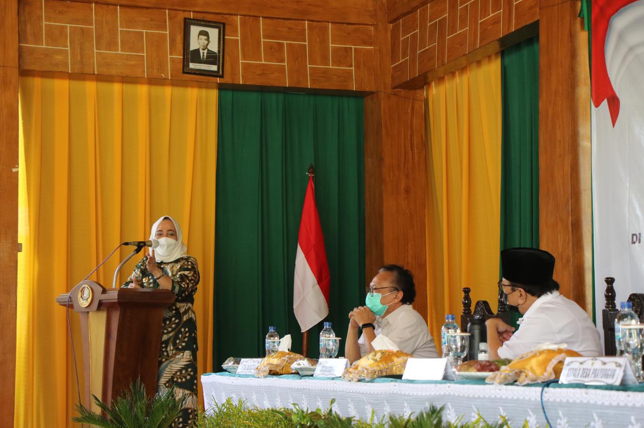 Bupati Anna " Kunjungan Wantimpres Sebagai Energi Tersendiri Untuk Wujudkan SPBE di Bojonegoro ".