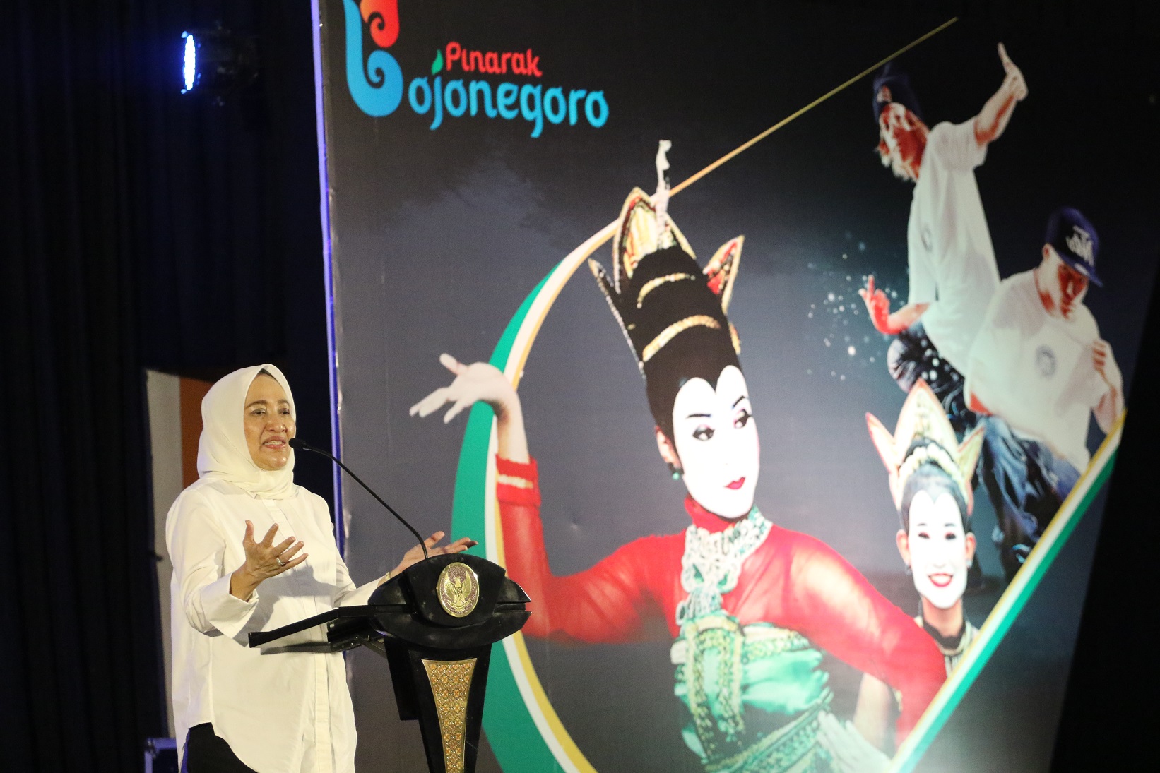 Ajang Kreasi Tarian Tradisional berpadu dengan Musik Modern di Malam Final Thengul Dance X Hip Hop.