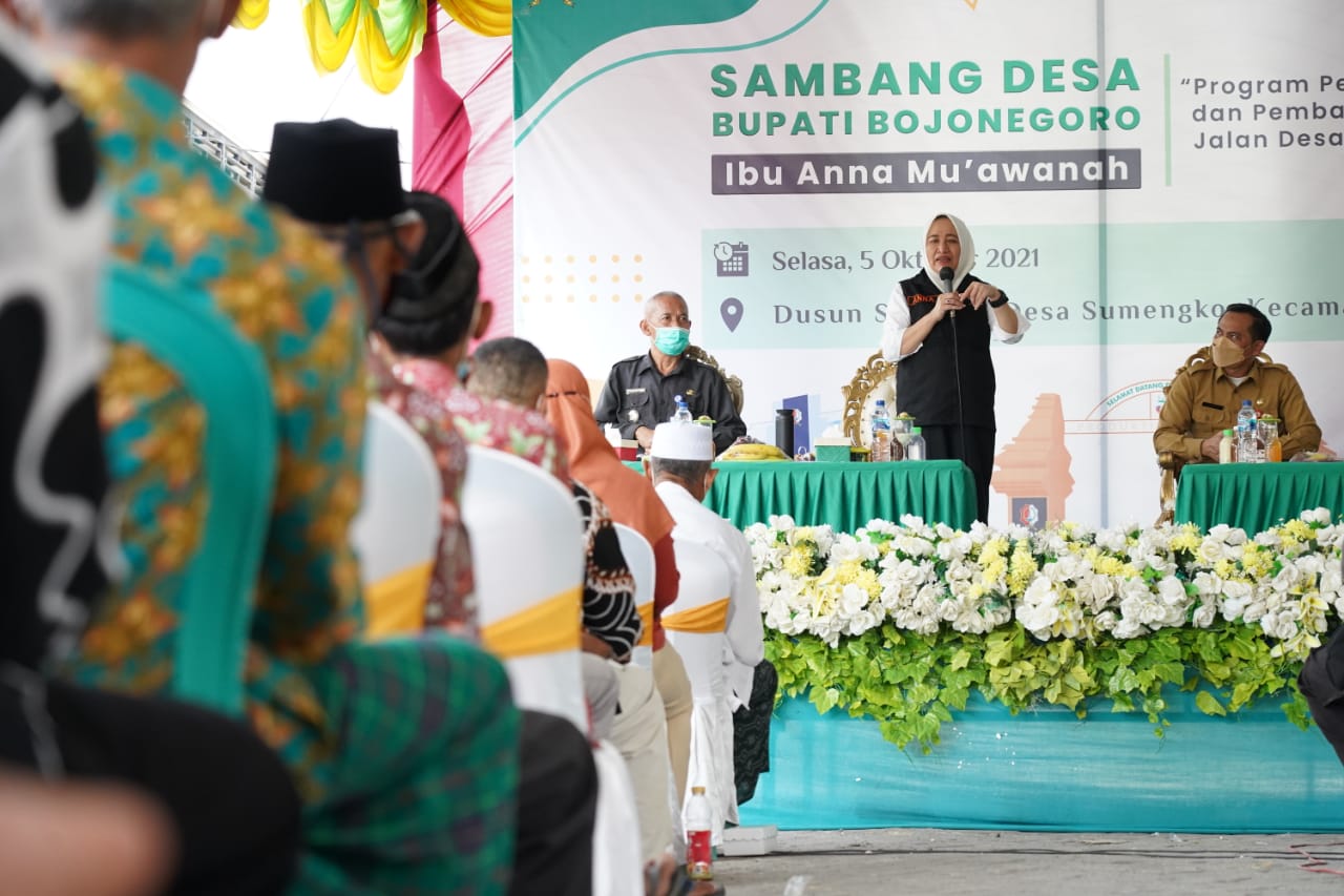 Hadiri Sambang Desa, Optimalkan Peran Pemrintah Desa Dalam Pemerataan Pembangunan