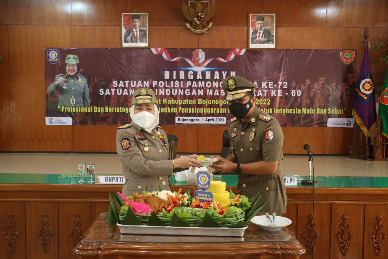 Bupati Bojonegoro hadir dalam peringatan HUT Satpol PP