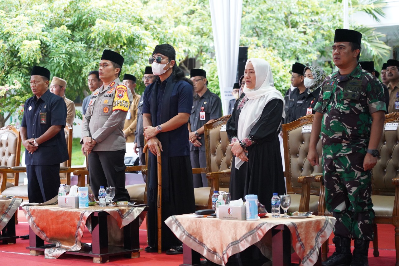 Peringatan Maulid Nabi Muhammad SAW, Gus Miftah Isi Ceramah dan Cicipi Nasi Gulung