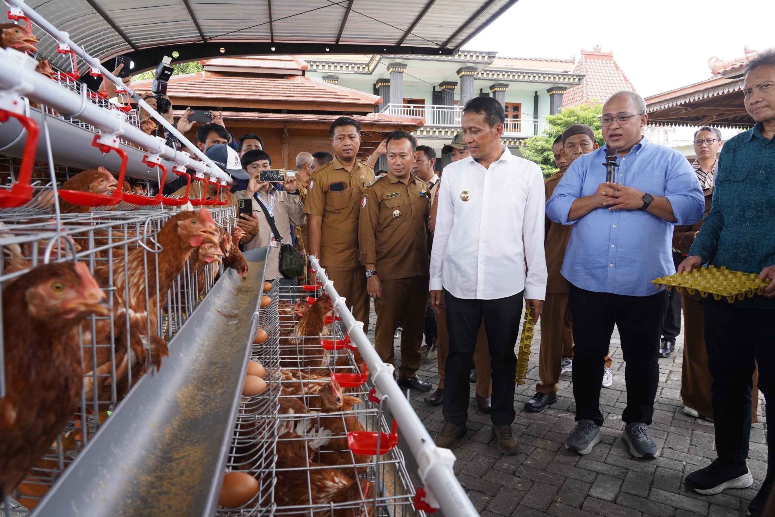 Bupati Bojonegoro Bersama EMCL Launching Program Gayatri
