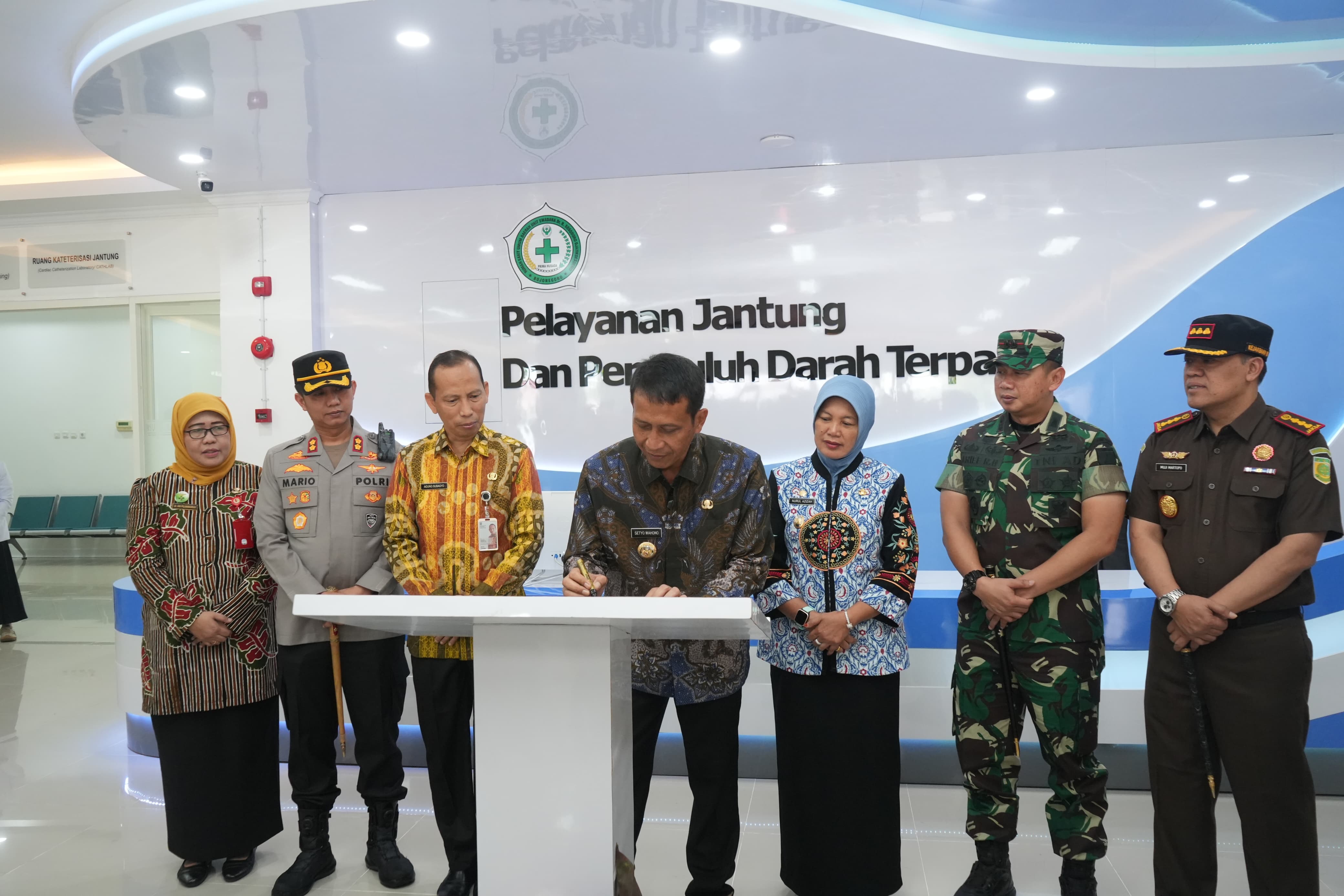 Pemerintah Kabupaten Bojonegoro Jalin Kerja Sama Strategis dengan RSCM Dan Pemerintah Kabupaten Tulungagung, Serta Meresmikan Gedung Layanan Jantung Terpadu RSUD Dr. R. Sosodoro Djatikoesomo