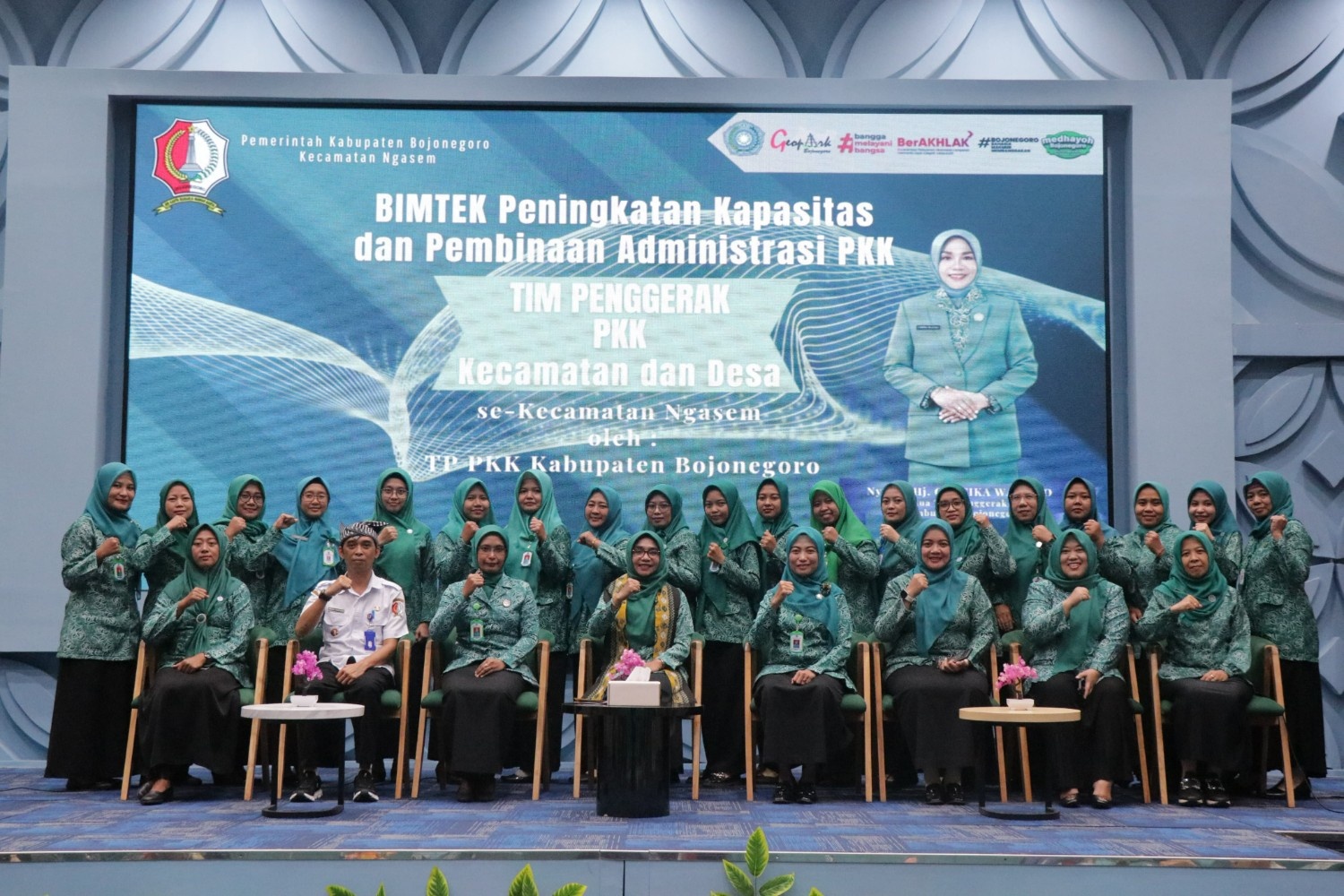 PKK Bojonegoro Dorong Administrasi Tertib demi Keluarga Berdaya, Ngasem Jadi Pelopor!