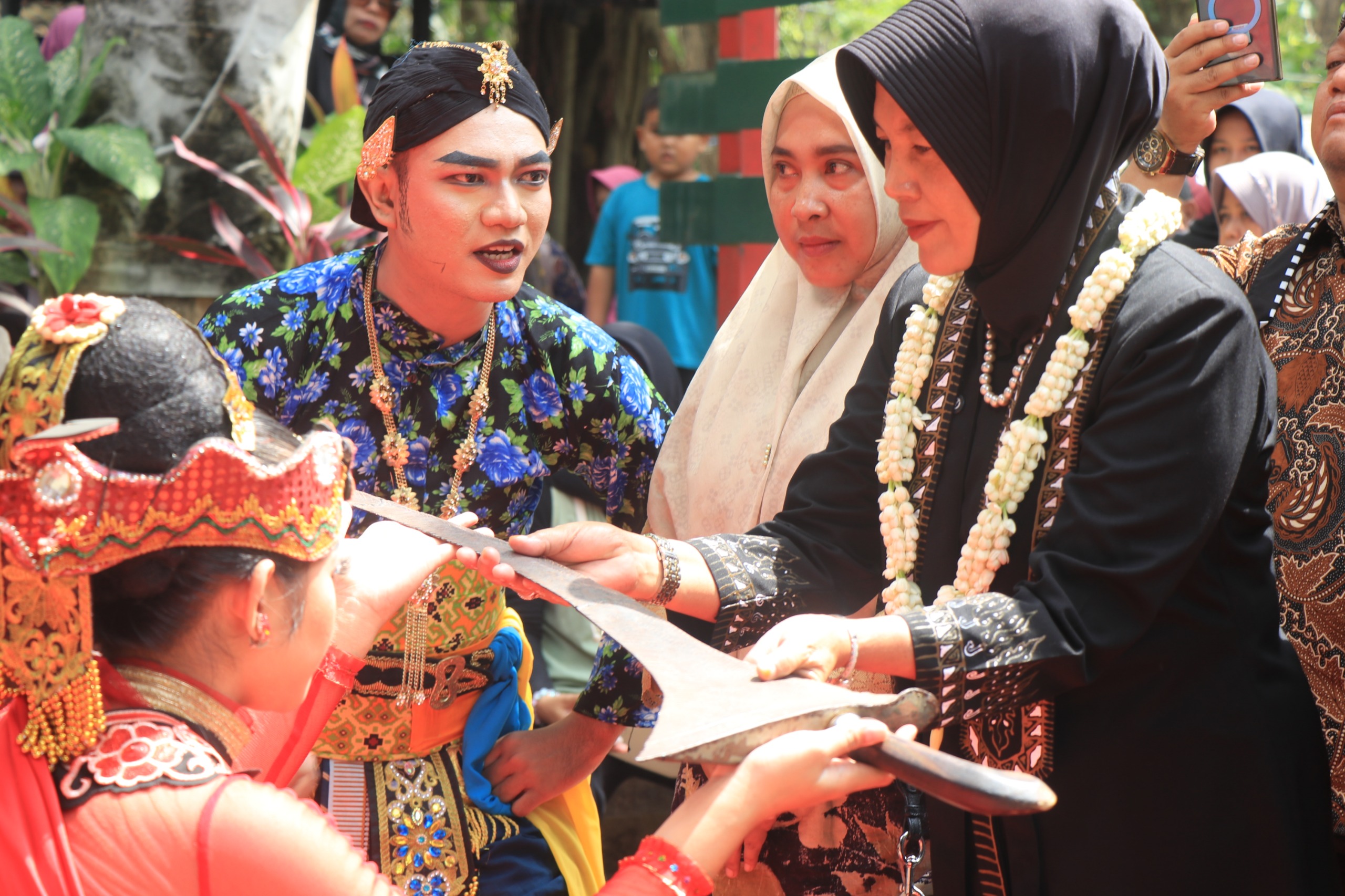 Festival Geopark Perkuat Sinergi: Bojonegoro Siap Melangkah Sebagai  Aspiring UNESCO Global Geopark 2026