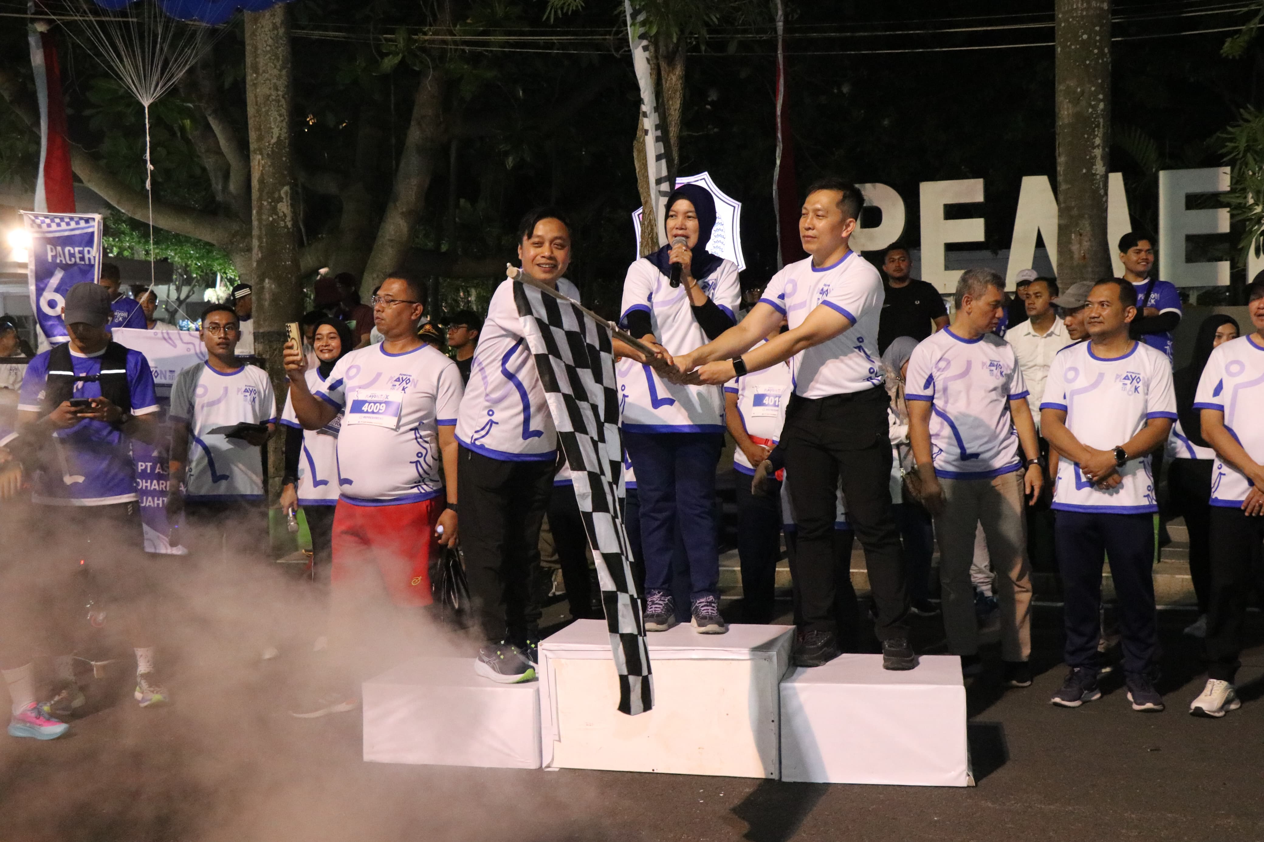 Wakil Bupati Bojonegoro Berangkatkan Peserta “Night Fun Run 6K” dalam Semangat Bojonegoro Bahagia dan Membanggakan
