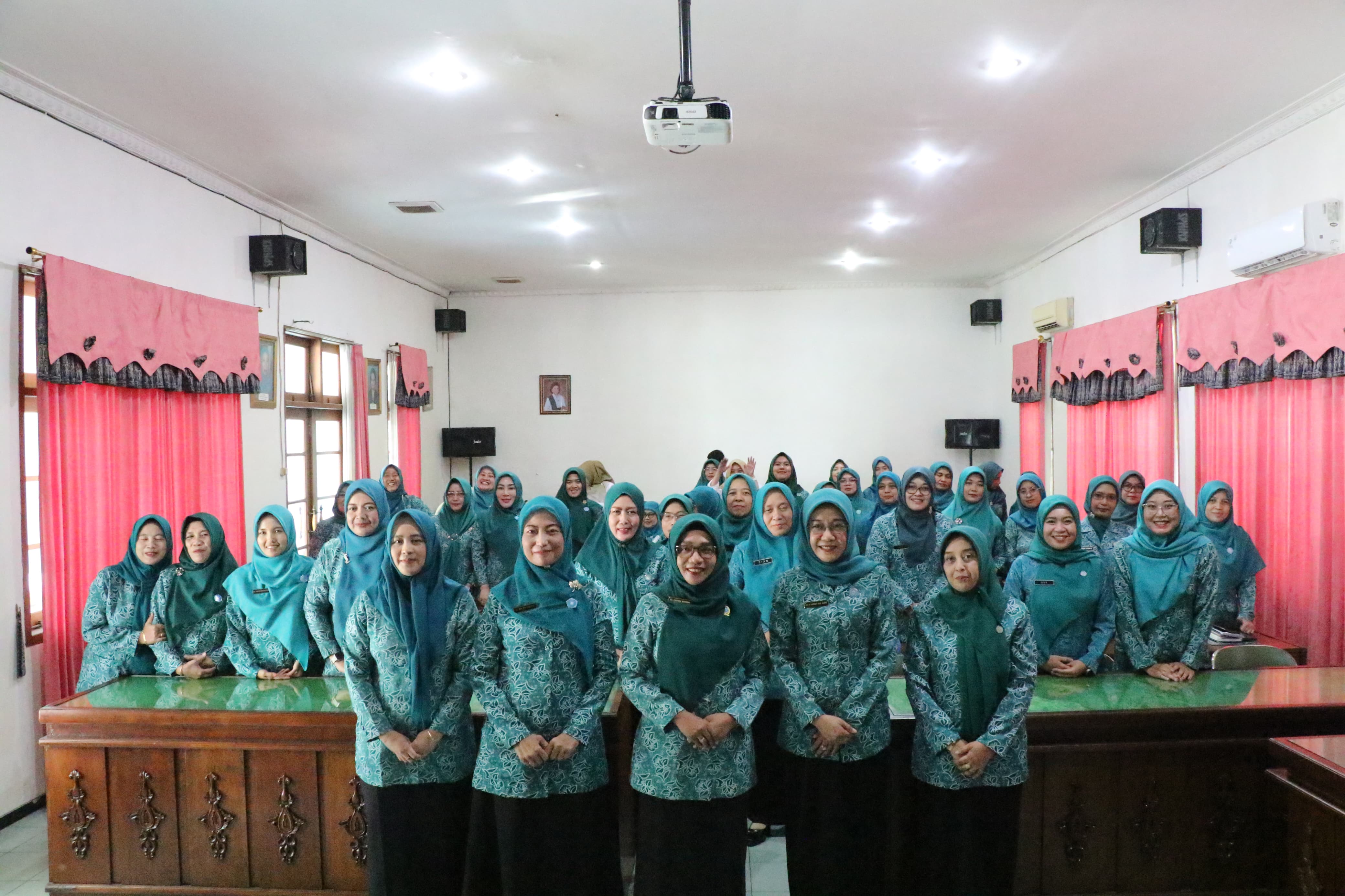 Rapat Pleno PKK, Cantika Wahono: PKK harus menjadi contoh gerakan perempuan yang visioner, solutif dan penuh arti