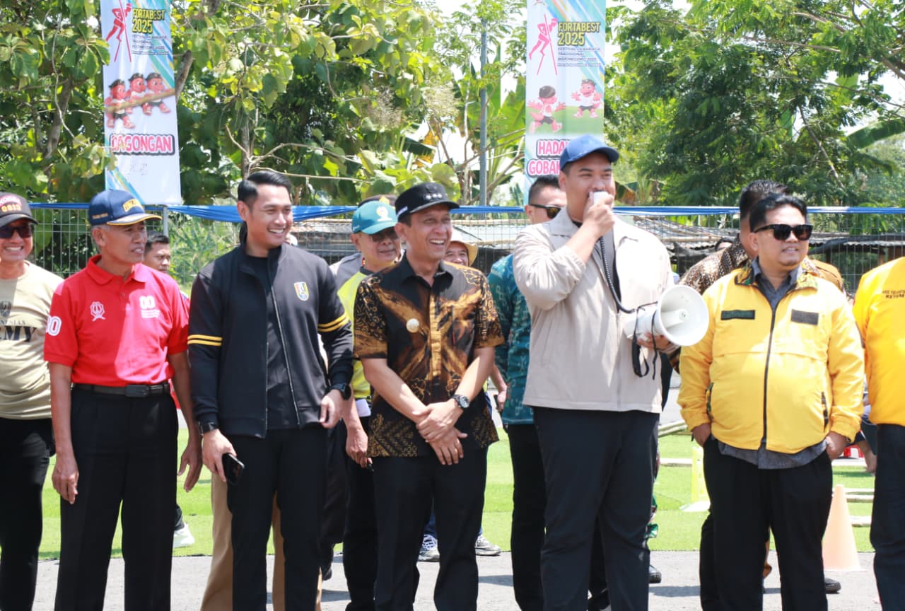 Menpora RI Apresiasi Festival Olahraga Tradisional, Bupati Setyo WahonoMendukung Upaya Melestarikan Budaya