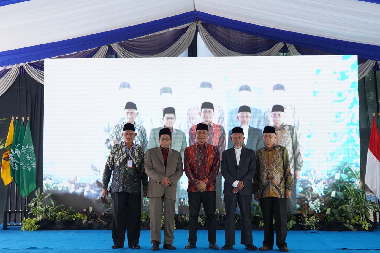 Bupati Setyo Wahono Hadiri dan Resmikan Pilot Project Pesantren Muhammadiyah, Dorong Terwujudnya Pendidikan Unggul di Bojonegoro