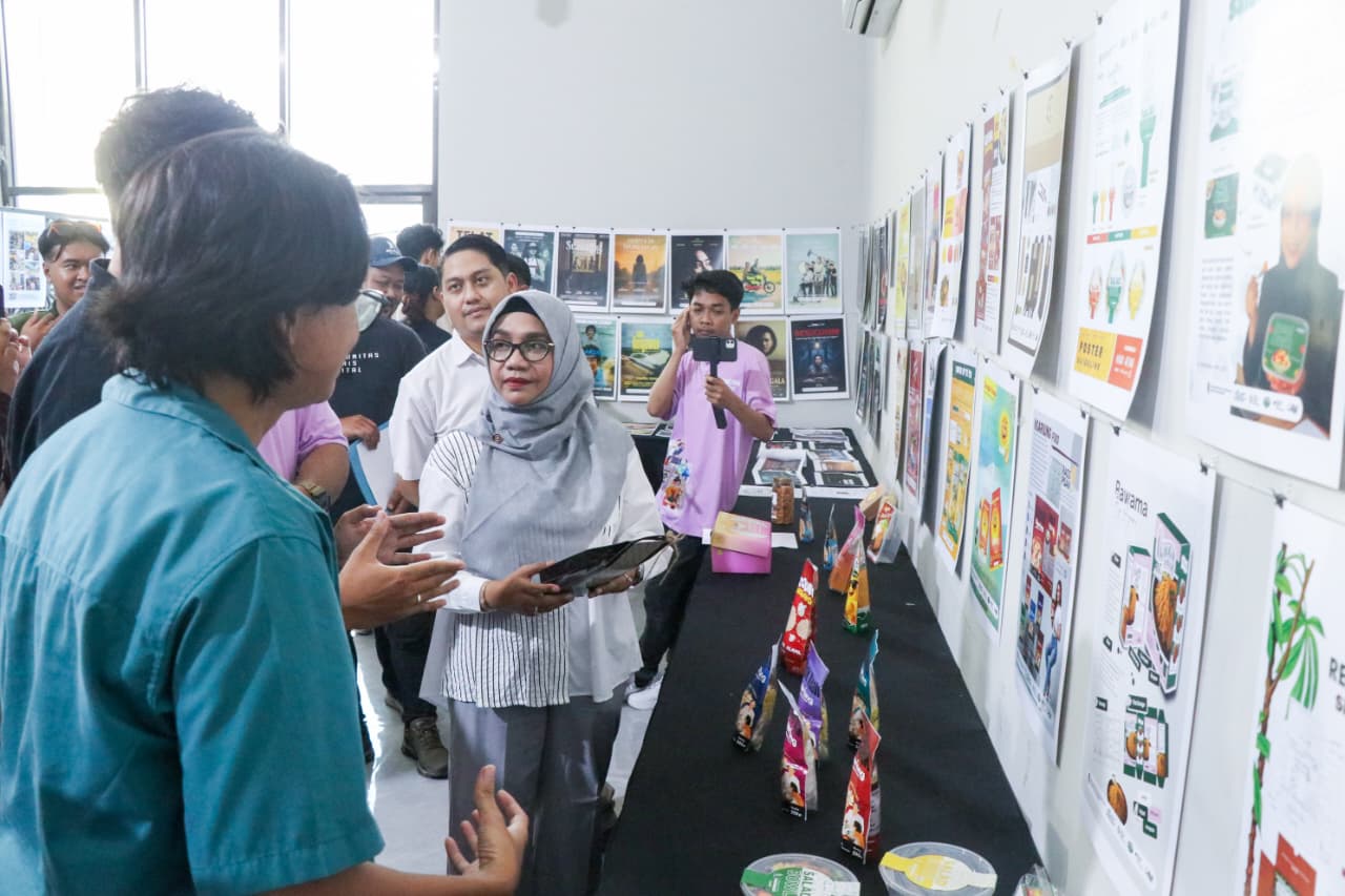 Hanya dalam 3 Hari Pelatihan, Peserta Bimtek Ekonomi Kreatif Bojonegoro Pamerkan Karya Inovatif Siap Saing