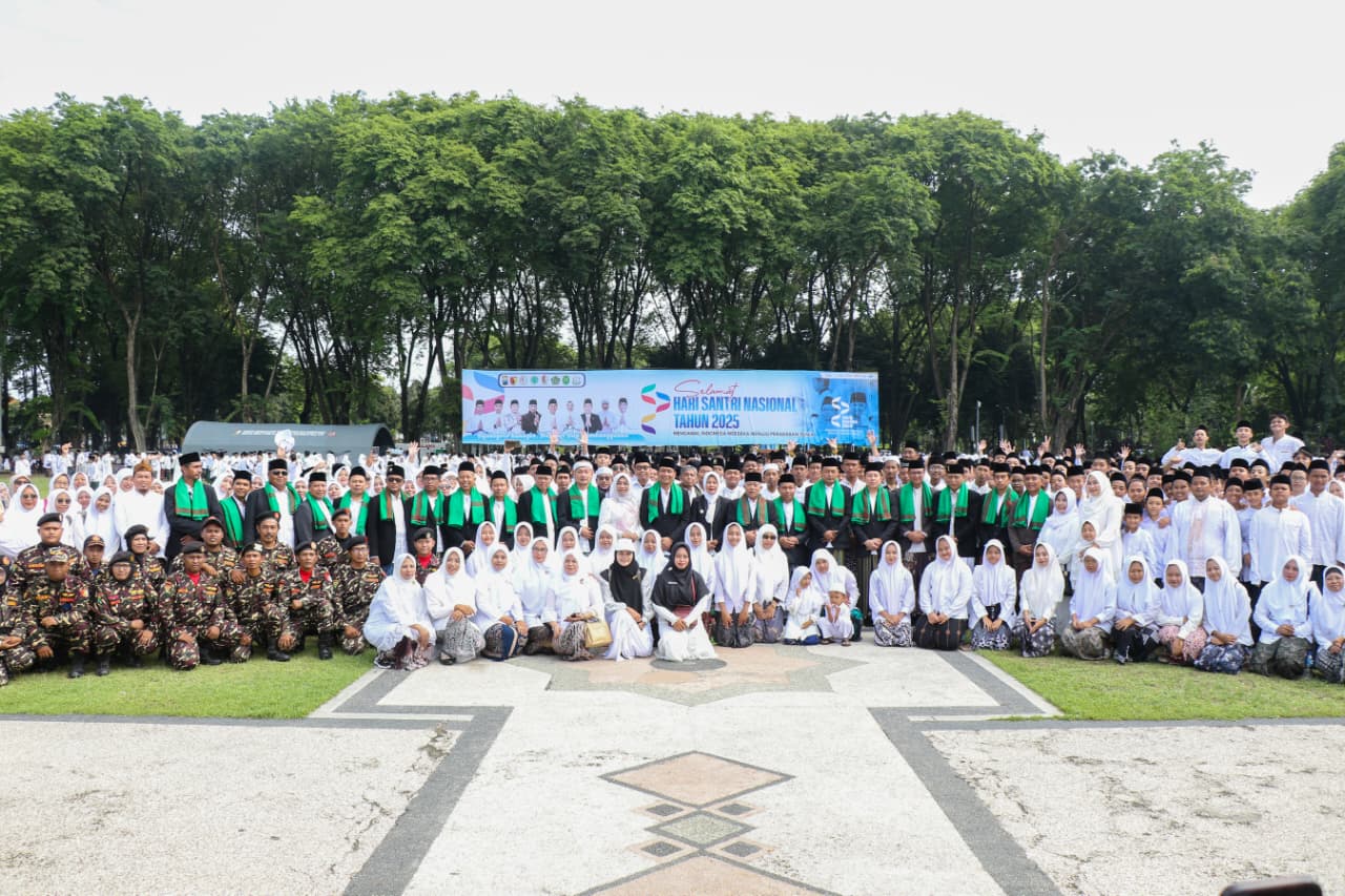 Satu Dekade Hari Santri Nasional: Bupati Bojonegoro Tekankan Transformasi Peran Santri untuk Mendukung Peradaban