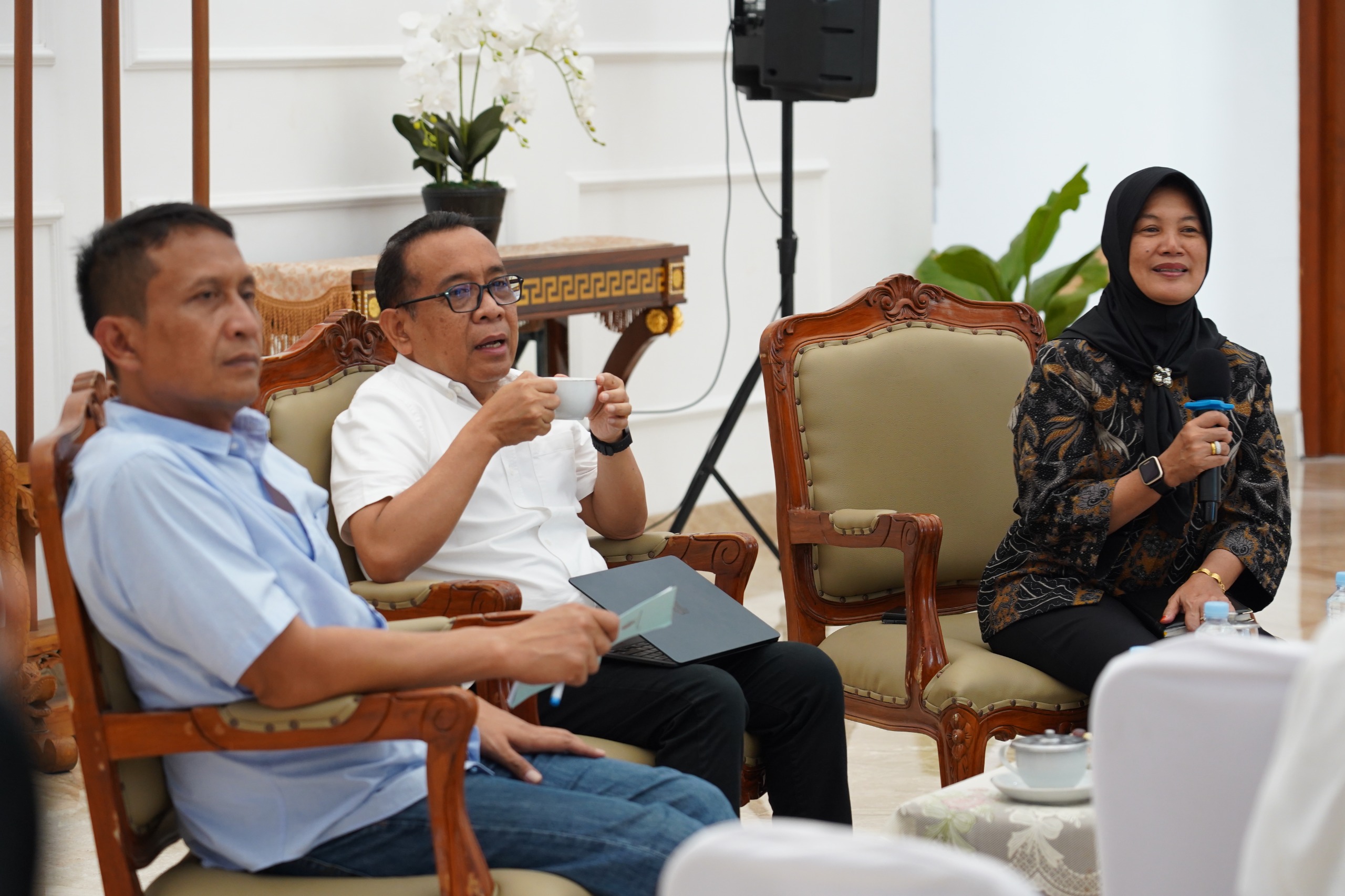 Bupati Dan Wakil Bupati Gelar Diskusi Bersama Menko PMK : Tekankan Transformasi Daerah Dan Kolaborasi Lebih Luas