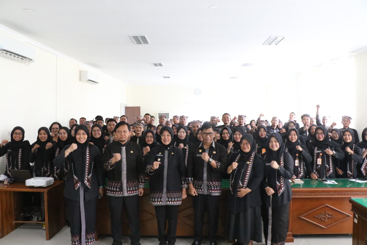 Wabup Nurul Azizah dan Sekda Edi Susanto Tekankan Sinkronisasi Data DAMISDA dan DTSEN untuk Keberhasilan Program Kemiskinan