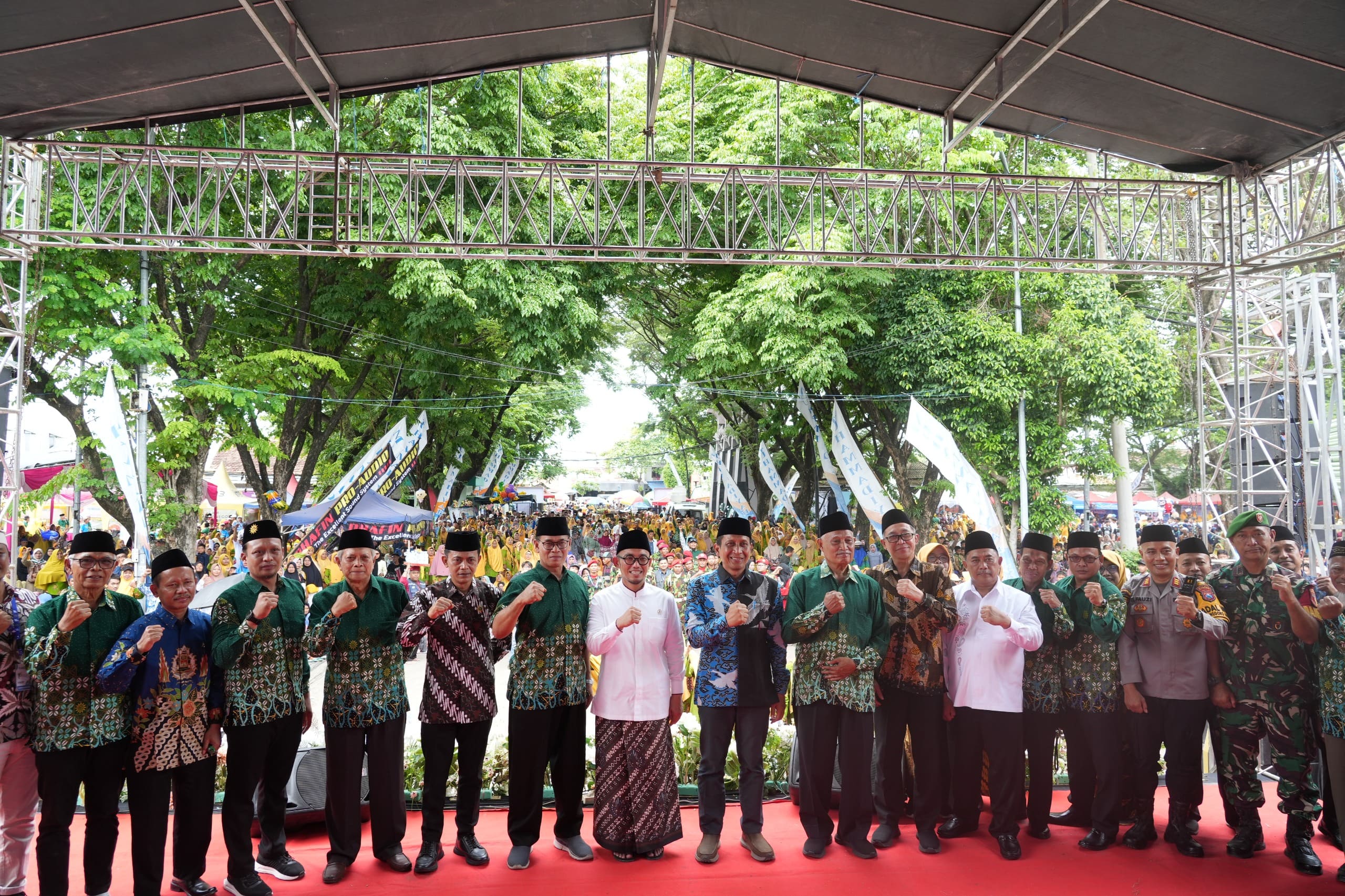 Semangat Kebersamaan Warnai Tabligh Akbar Milad ke-113 Muhammadiyah di Bojonegoro