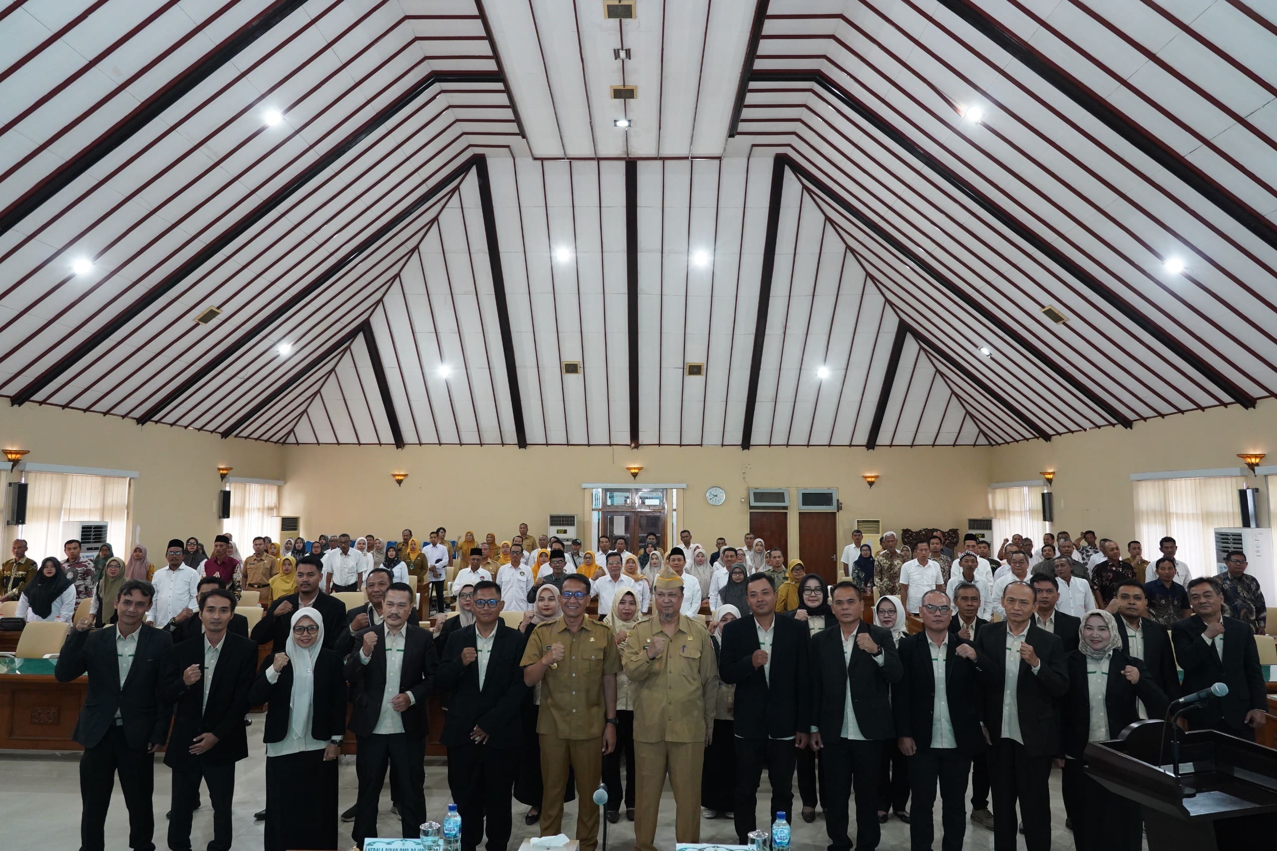Kukuhkan Forkom BUMDesma Angling Dharma, Bupati Setyo Wahono Dorong BUMDesma Jadi "Juru Selamat" Ekonomi Rakyat Kecil