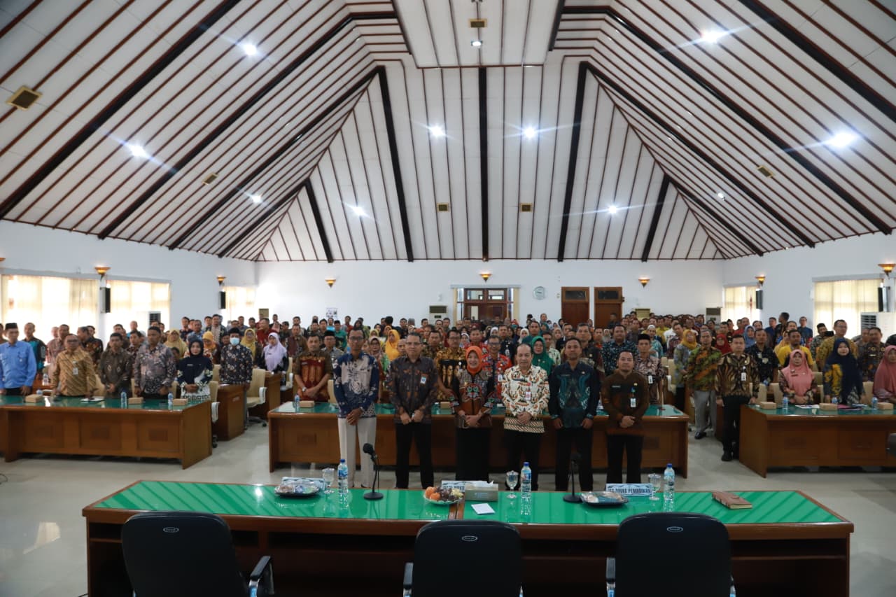 Dorong Kompetensi Guru, Pemkab Bojonegoro Sosialisasikan TKA untuk SD, SMP, dan PKBM