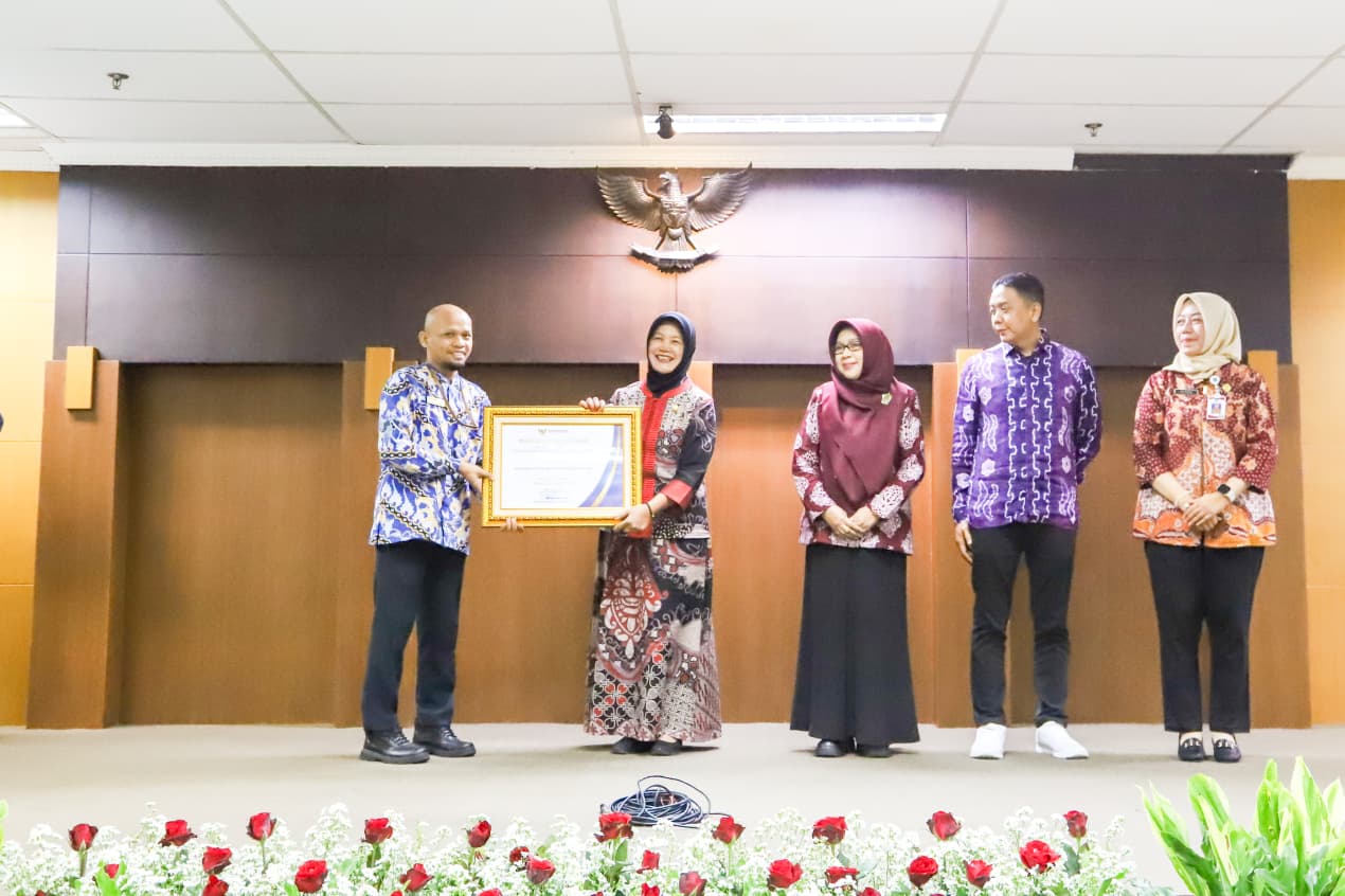 Wujudkan Tata Kelola Bebas Maladministrasi, Pemkab Bojonegoro Raih Penghargaan dari Ombudsman Jawa Timur