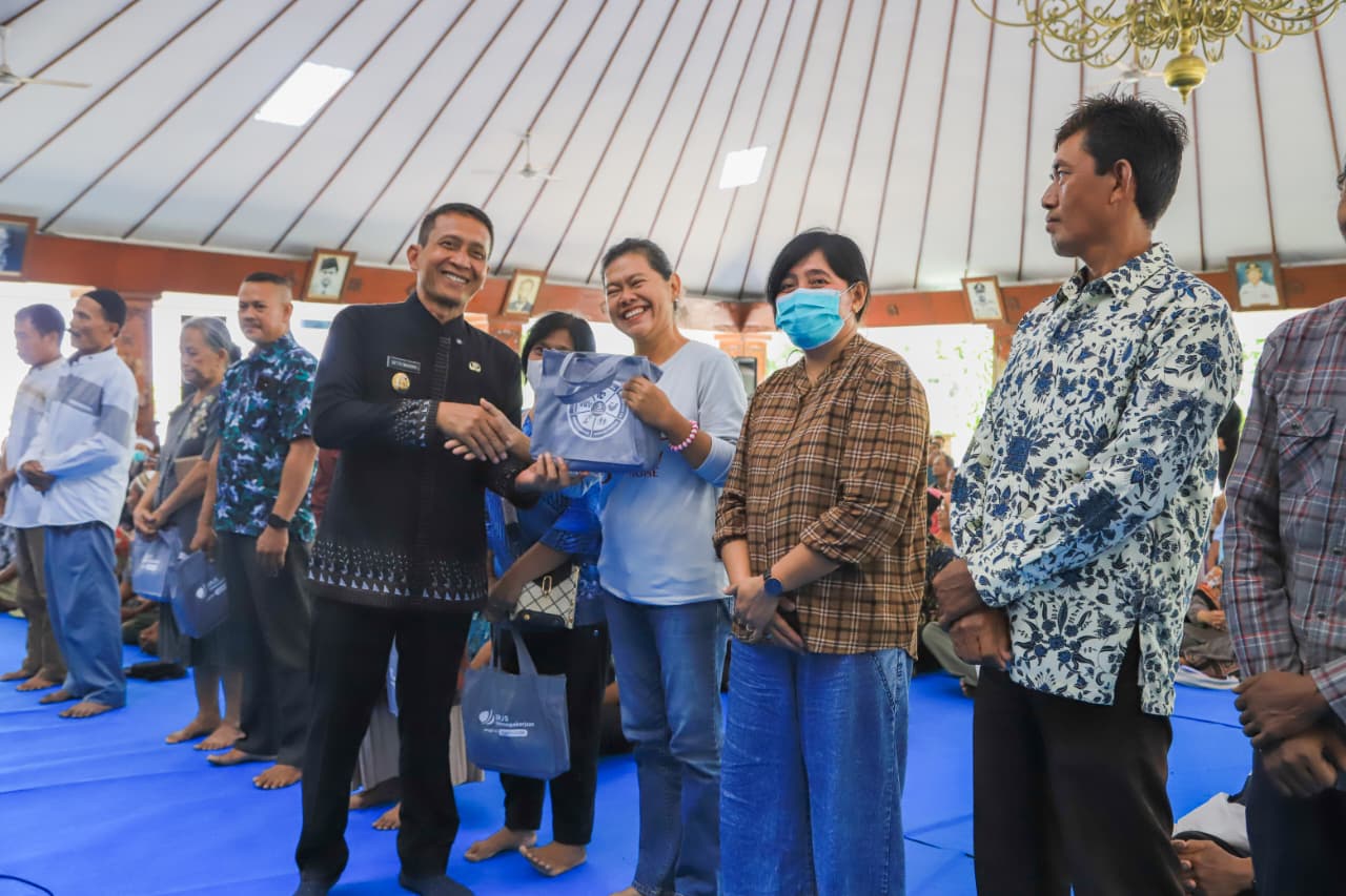 Pemkab Bojonegoro Berikan Perlindungan Sosial bagi Marbot Masjid dan Gereja