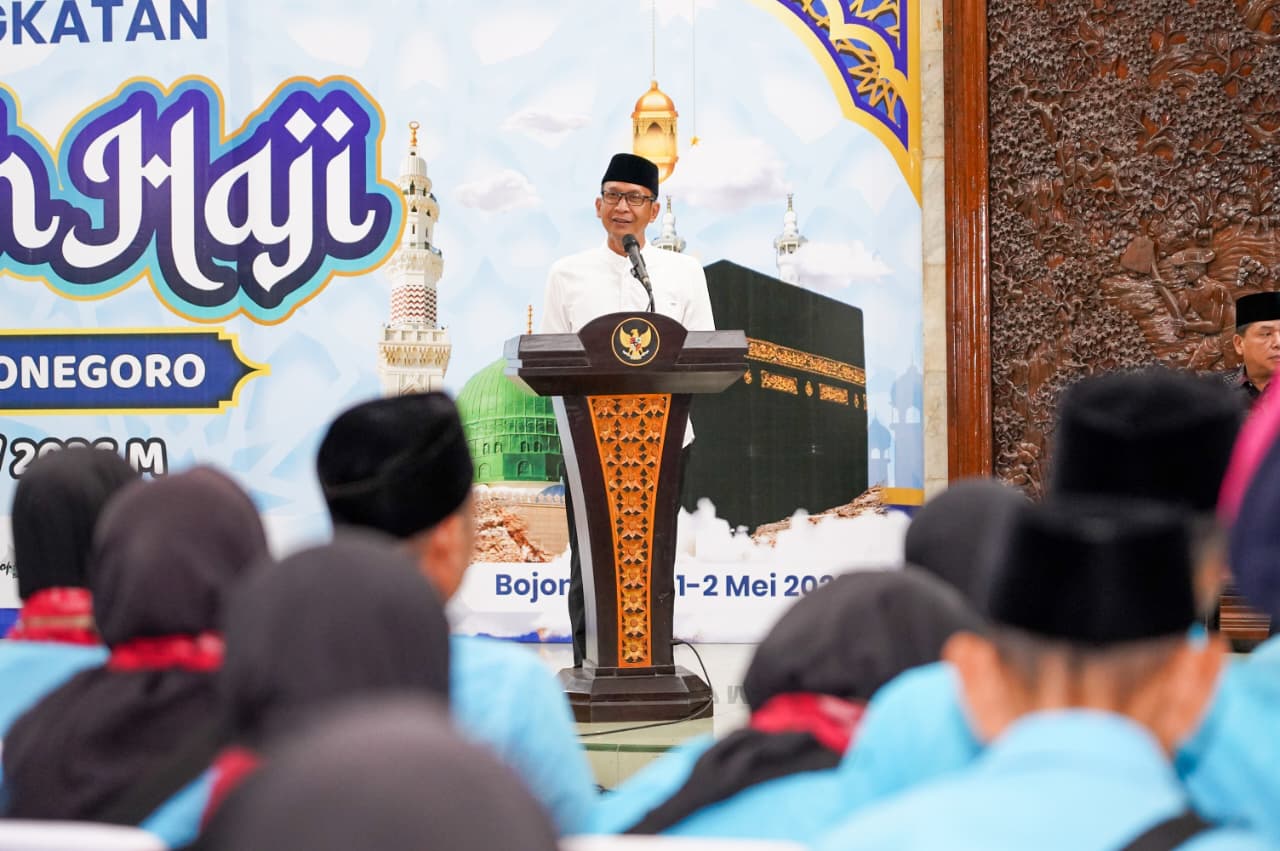 Dari Bojonegoro ke Baitullah, Ribuan Jamaah Haji Berangkat Diiringi Doa dan Harapan