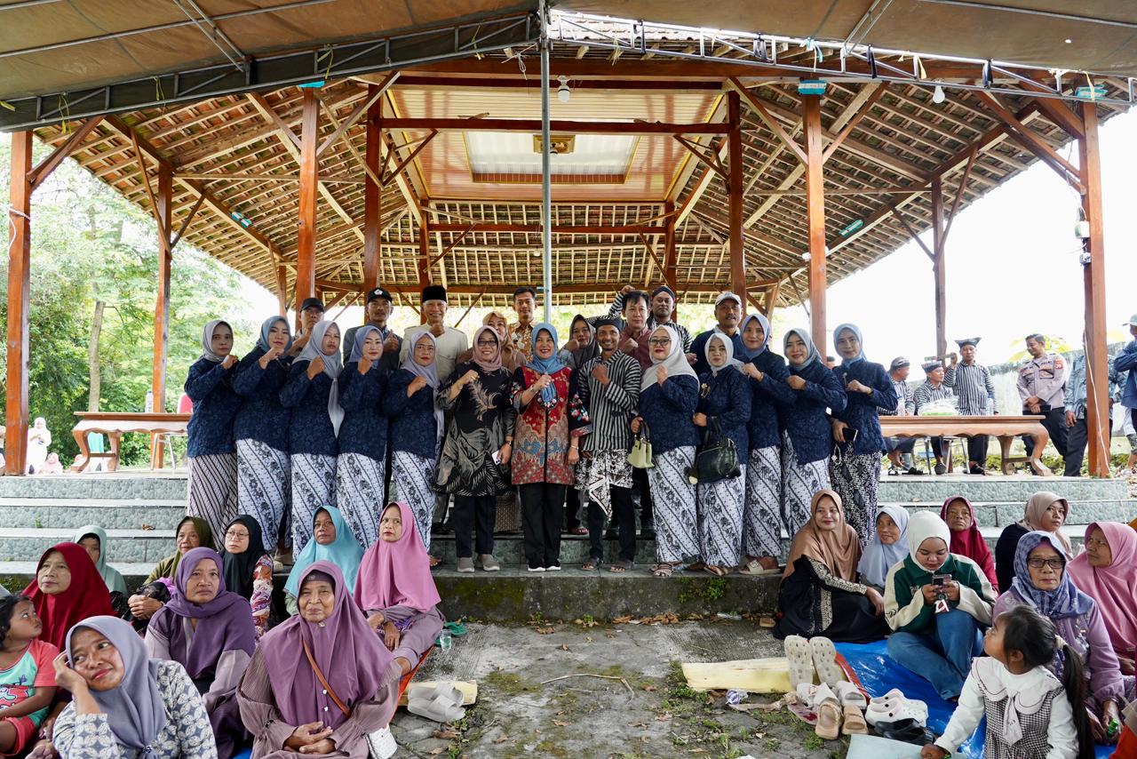 Wakil Bupati Bojonegoro Ajak Warga Menjaga Tradisi Sedekah Bumi Desa Kesongo