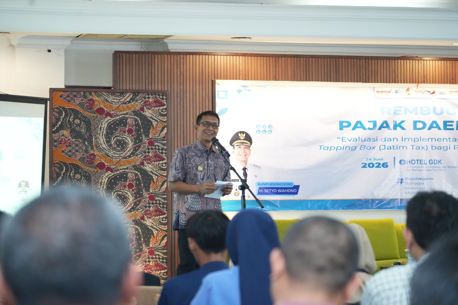 Gelar Rembuk Pajak di GDK, Bupati Setyo Wahono Tekankan Pelayanan yang Mempermudah Pelaku Usaha