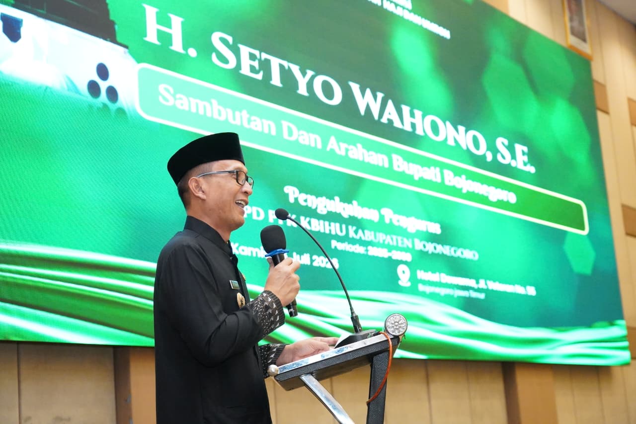 Pengukuhan DPD PFK KBIHU Bojonegoro, Bupati Setyo Wahono Dorong Penguatan Pelayanan Haji