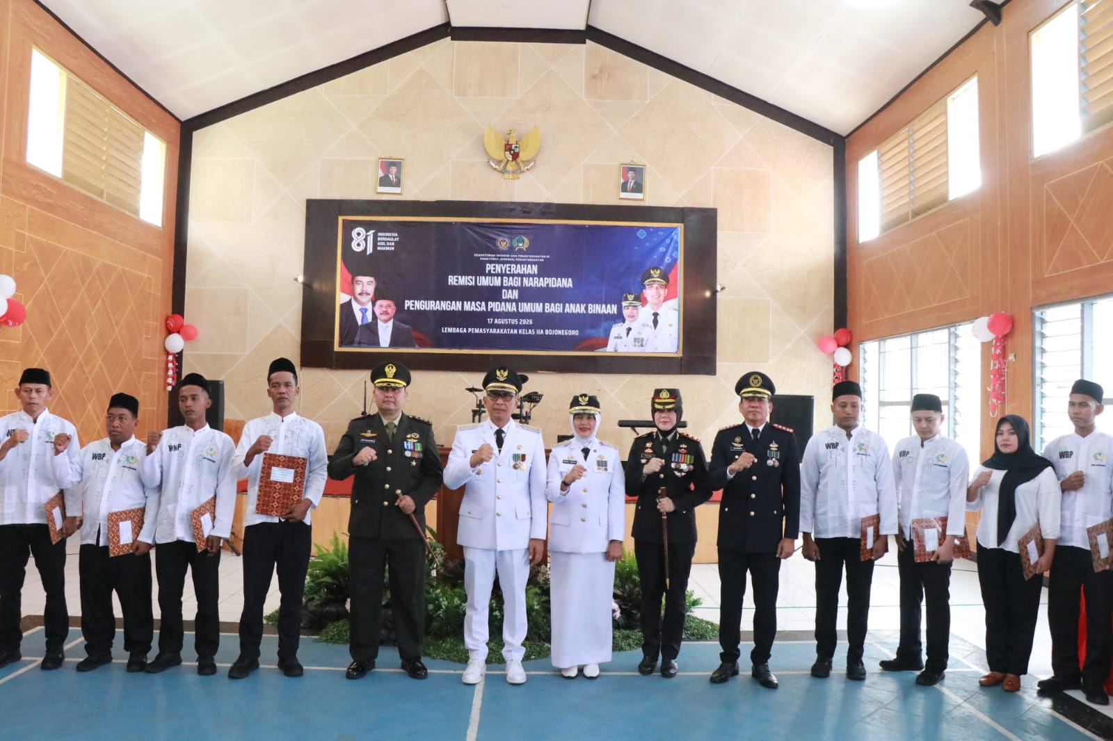 301 Warga Binaan Lapas Bojonegoro Terima Remisi HUT ke-81 Kemerdekaan RI, Bupati: Setiap Warga Bisa Berkontribusi Bagi Kemajuan