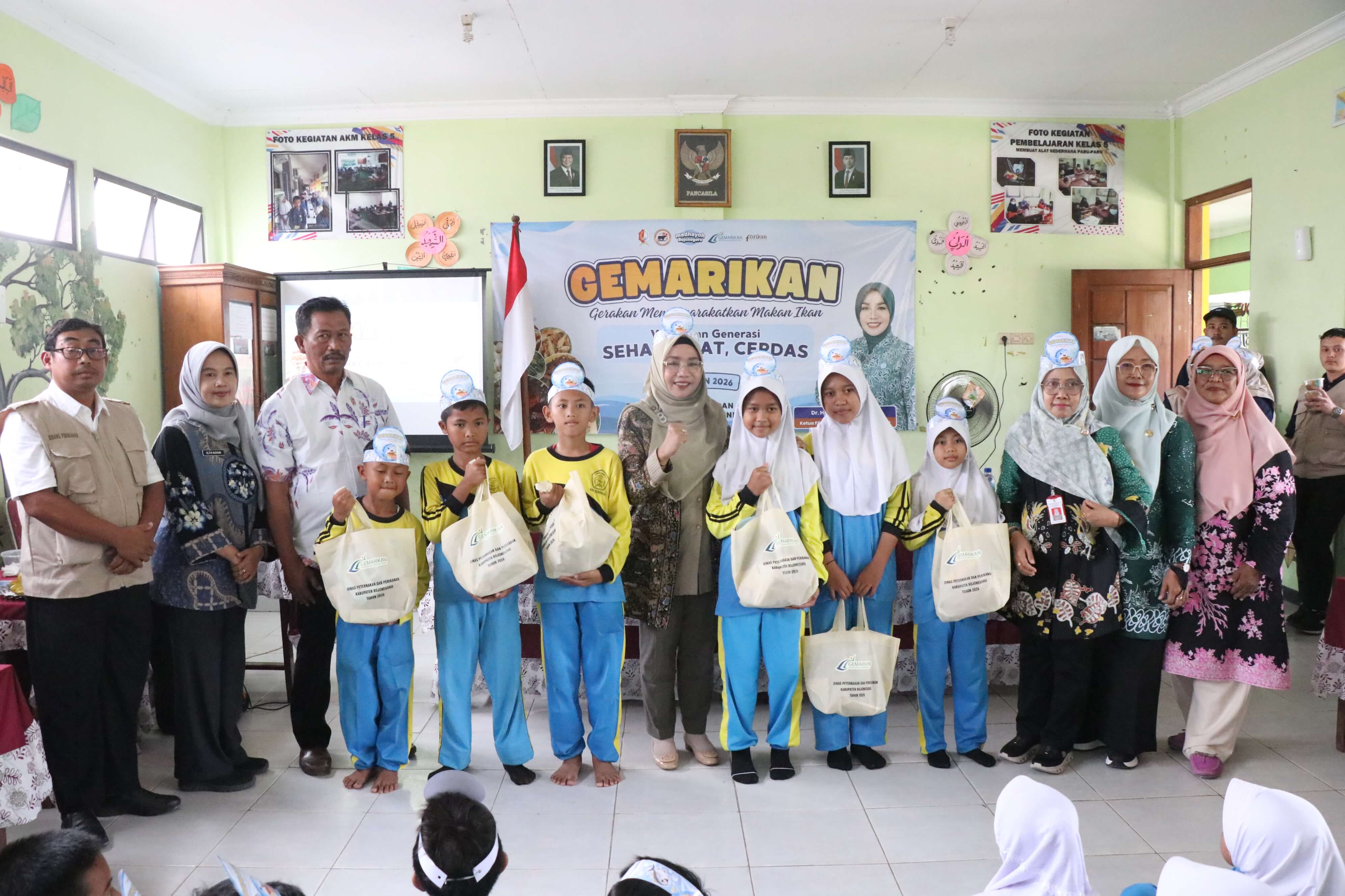 Gemarikan di SDN Sukowati Kenalkan Manfaat Ikan bagi Tumbuh Kembang Anak