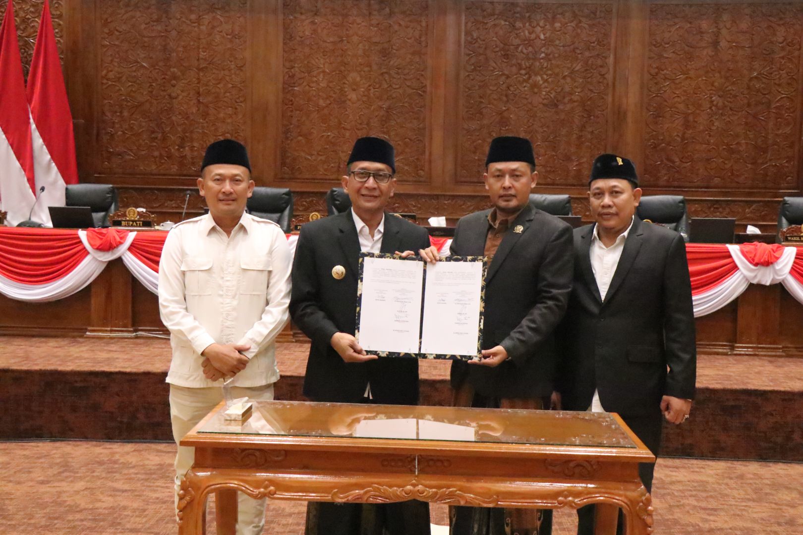 Pemkab dan DPRD Gelar Rapat Paripurna: Bahas Raperda APBD 2027 dan Sahkan Regulasi Perlindungan Perempuan & Anak