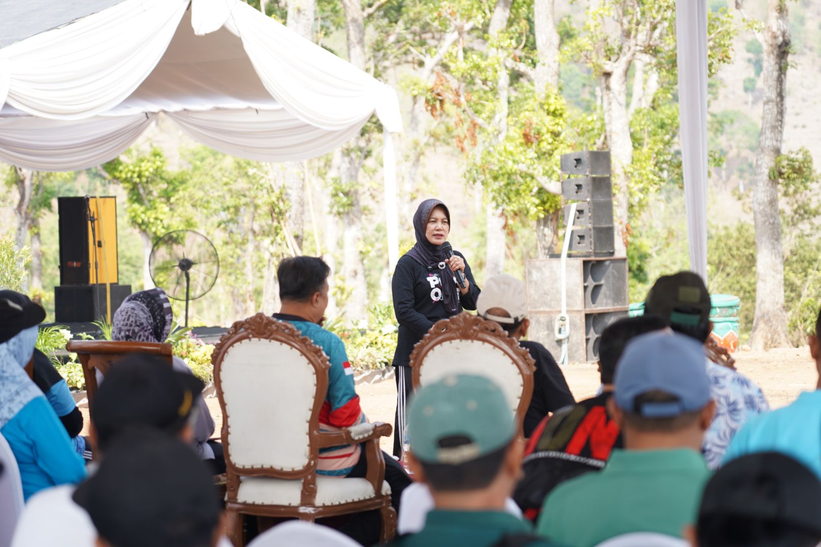 Wakil Bupati Nurul Azizah Dorong Reboisasi Hutan, Targetkan Penanaman Satu Juta Pohon
