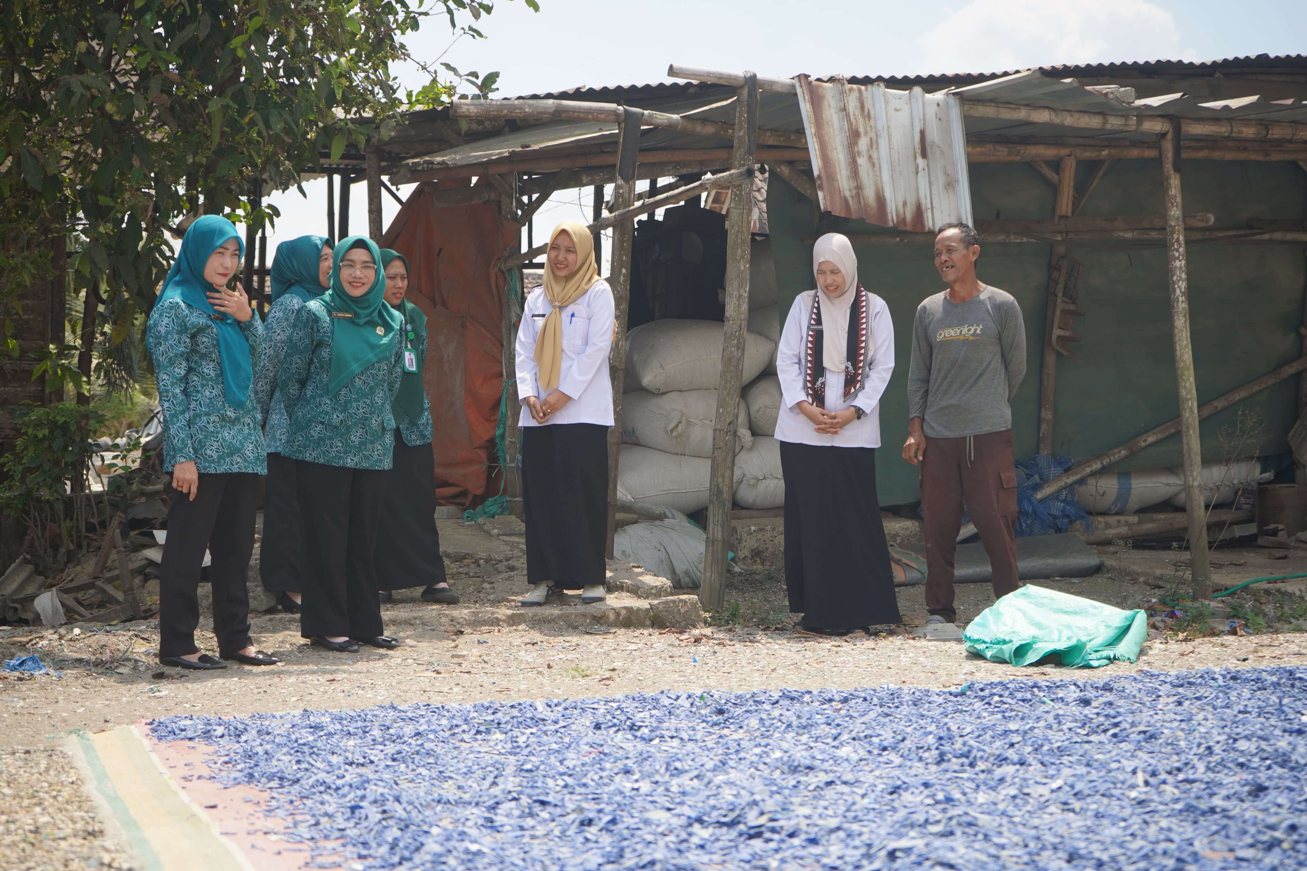 Sampah Plastik Jadi Pajak, TP PKK Bojonegoro Apresiasi Inovasi Desa Tebon