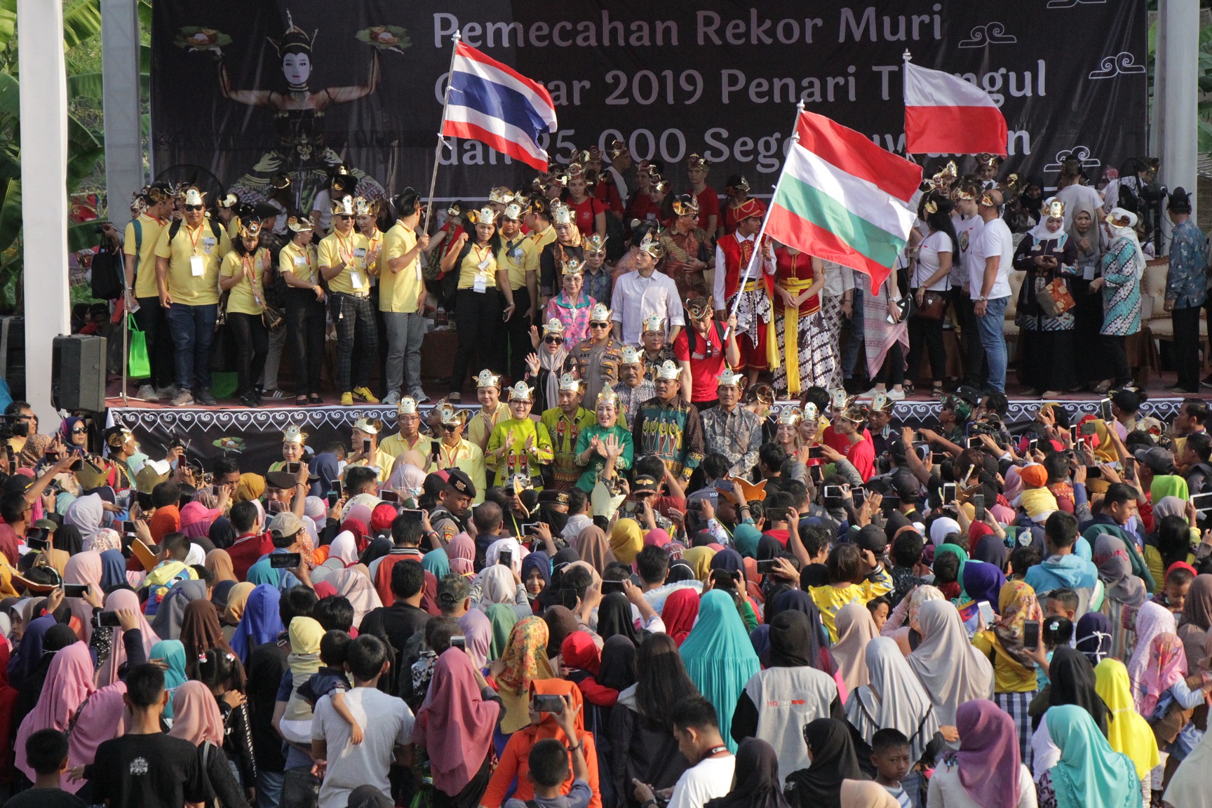 2.019 Penari Thengul Pecahkan Rekor Muri