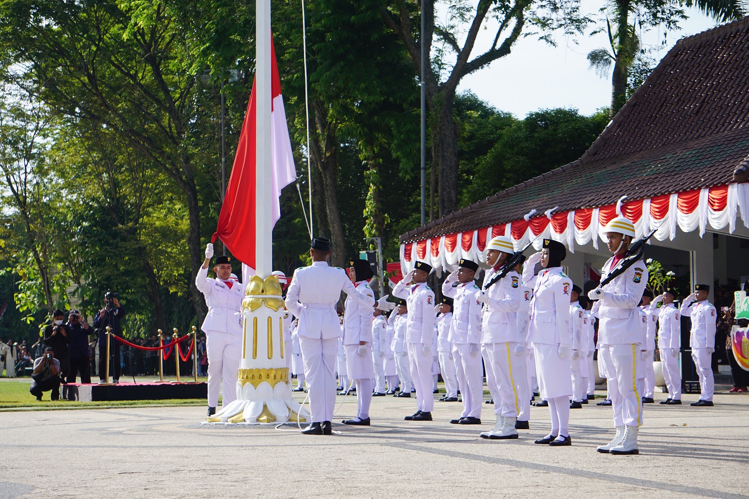 Pengibaran Sang Merah Putih, Peringatan HUT RI-77